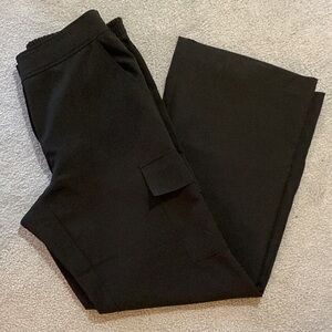 Black Wide-Leg Cargo Pants